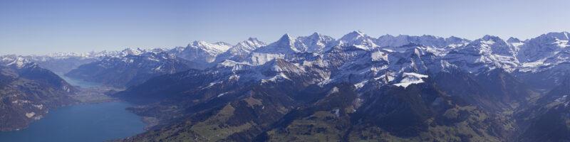 3052002 Eiger Mönch Jungfrau mit Thunersee