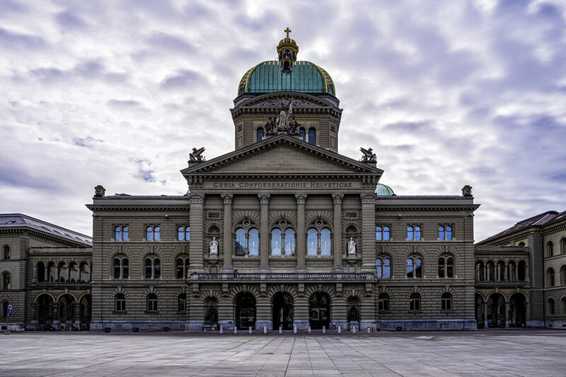 U-8002 Bern Bundeshaus
