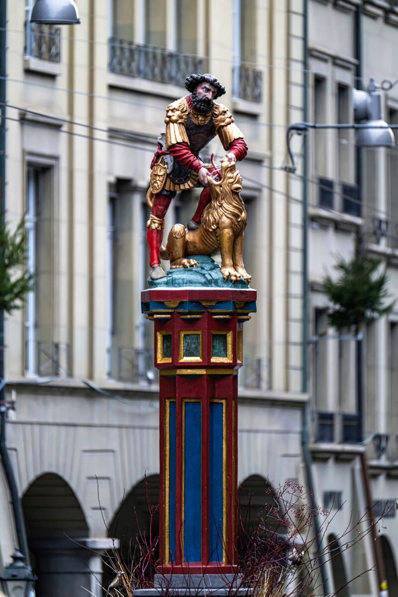 U-8025 Bern Brunnenfigur